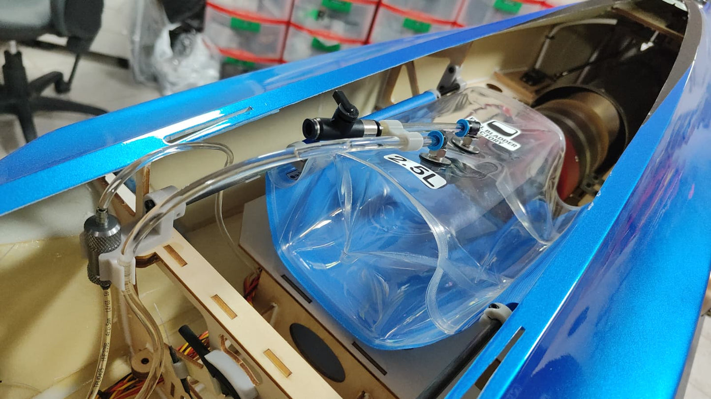 Fuel Bladder Tank Rectangular 2.5L 2SQ Blue Line for FTL Lancer 2.1M